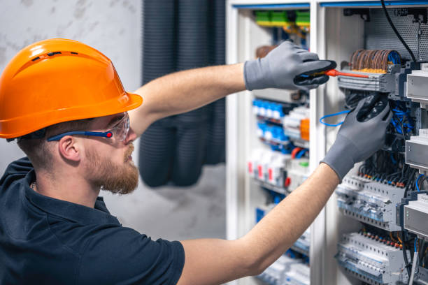 Best Circuit Breaker Repair  in Ellsworth, WI